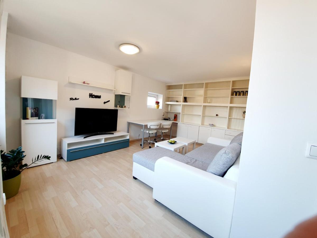 Bossa Nova Castle&Outstanding Home With Garage Ljubljana Exterior photo